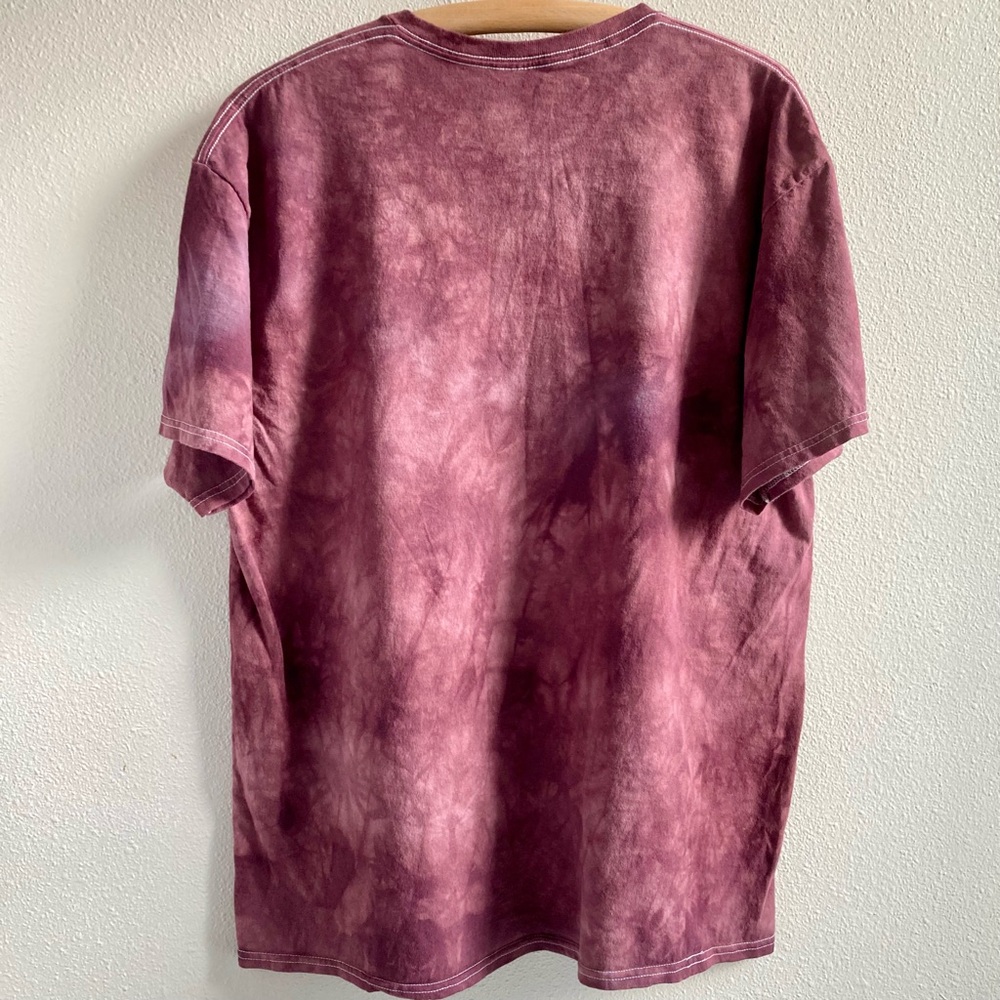 The Mountain Adult T-shirt Burgundy Tie Dye Horse Design Multicolor Size XL - Picture 2 of 4